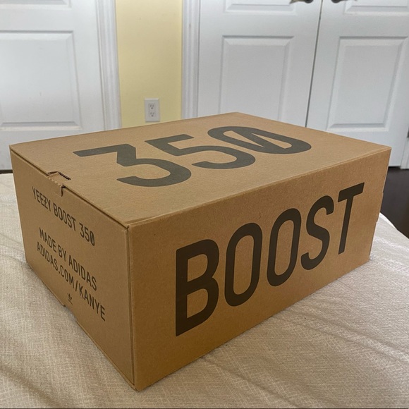 Yezzy Boost 350 - Picture 4 of 4